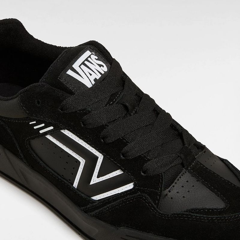 vans-upland-negras-vn000d25b8c1-4.jpeg