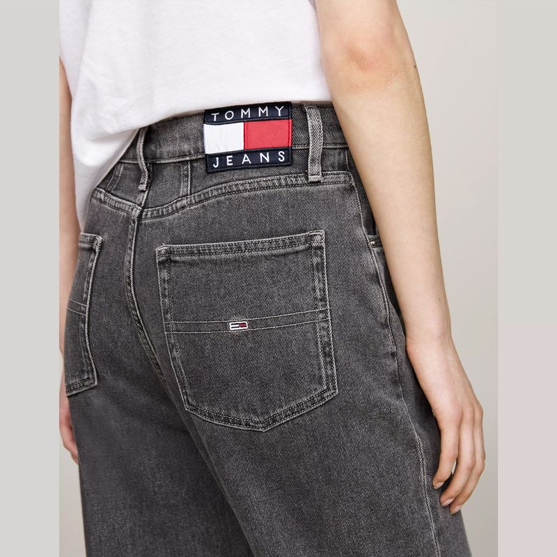 tommy-jeans-mom-denim-dw0dw195391bz-3.jpeg