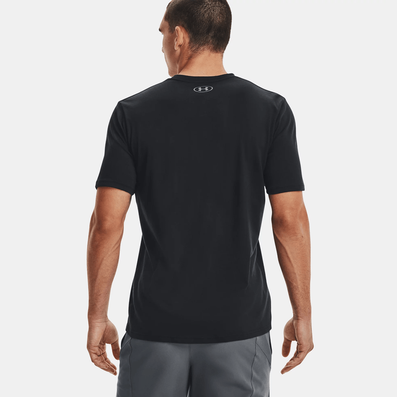 under-armour-team-issue-wordmark-s-negra-1329582-001-2.png