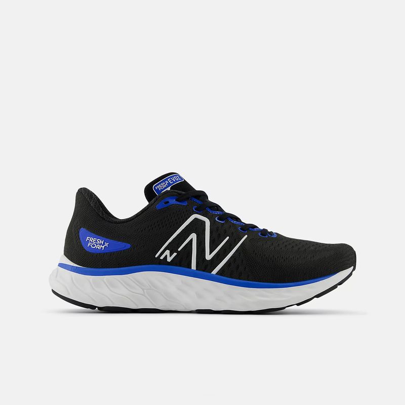 new-balance-fresh-foam-x-evoz-v3-negras-mevozck3-1.jpeg