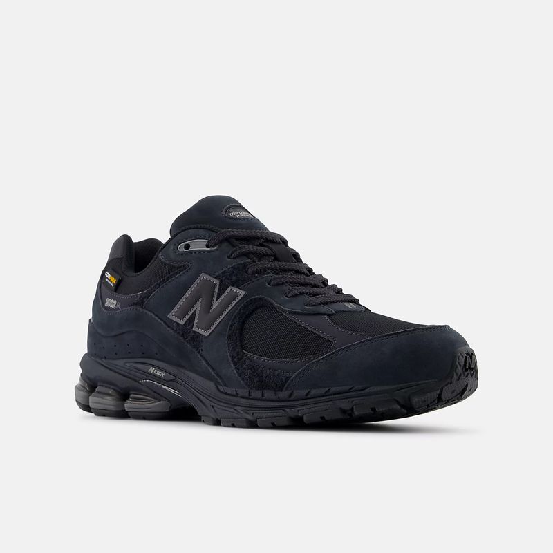 new-balance-2002r-negras-m2002rpj-3.jpeg