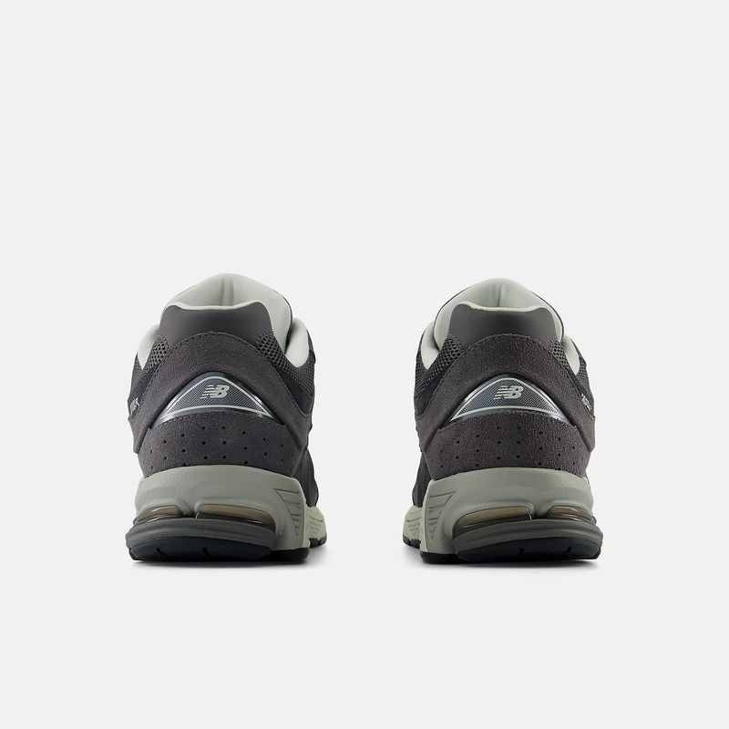 new-balance-2002r-gris-m2002rfl-5.jpeg