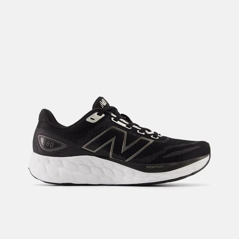 new-balance-fresh-foam-680-v8-negras-w680lk8-1.jpeg