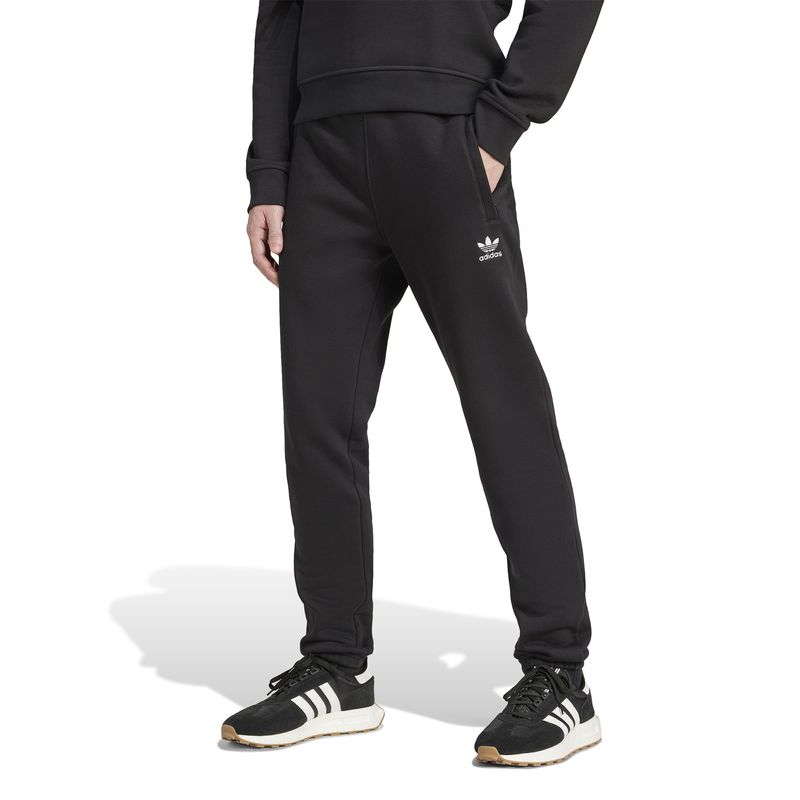 adidas-trefoil-essentials-negro-iy7361-1.jpeg