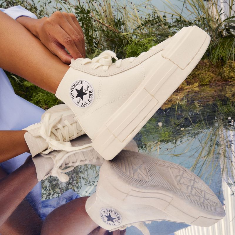 converse-chuck-taylor-all-star-cruise-blancas-a04688c-1.jpeg