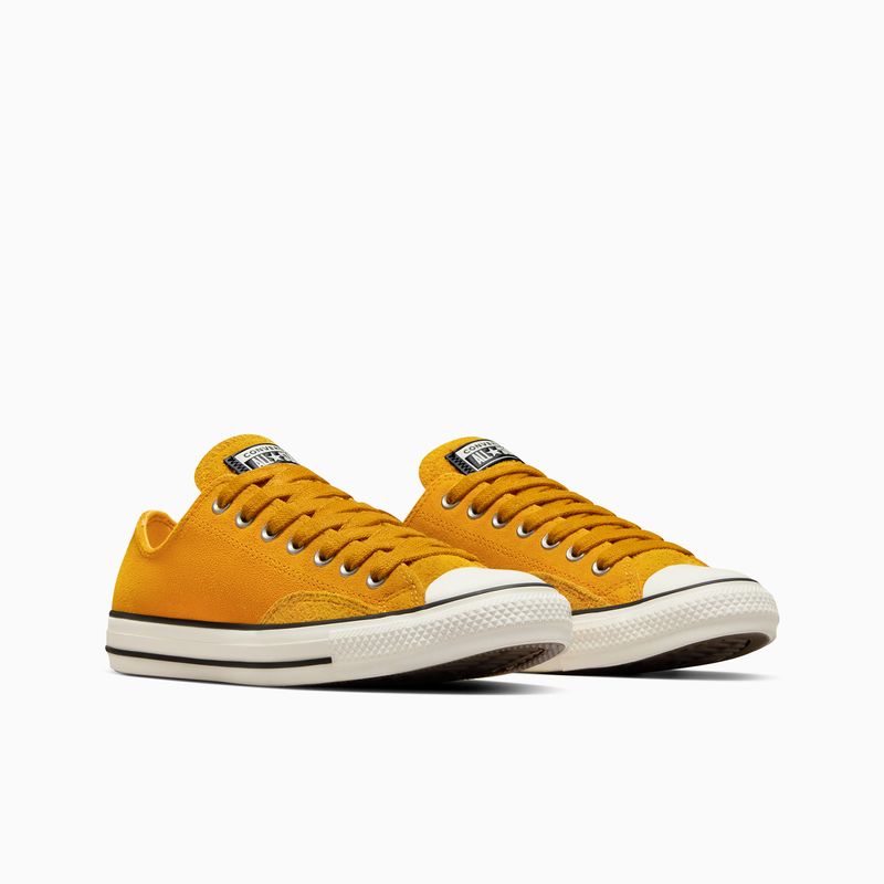 converse-chuck-taylor-all-star-suede-amarillas-a09087c-3.jpeg