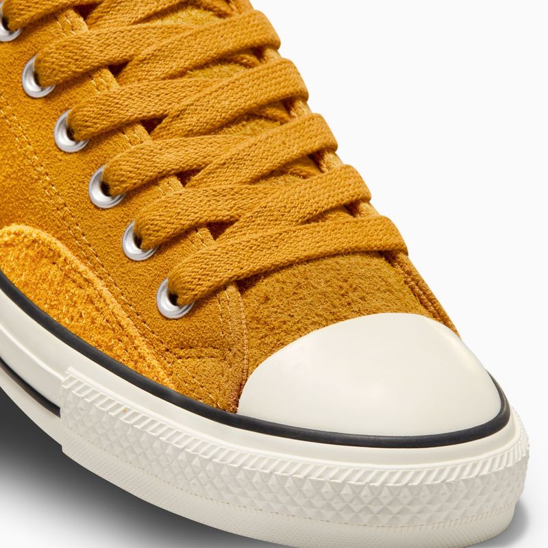 converse-chuck-taylor-all-star-suede-amarillas-a09087c-7.jpeg