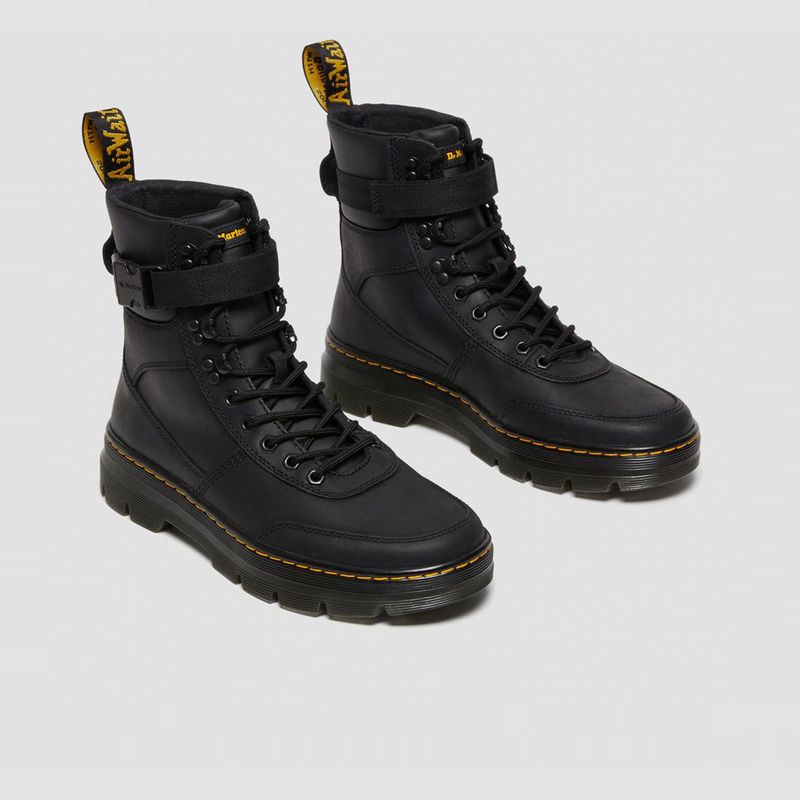 drmartens-combs-tech-negras-27801001-2.jpeg