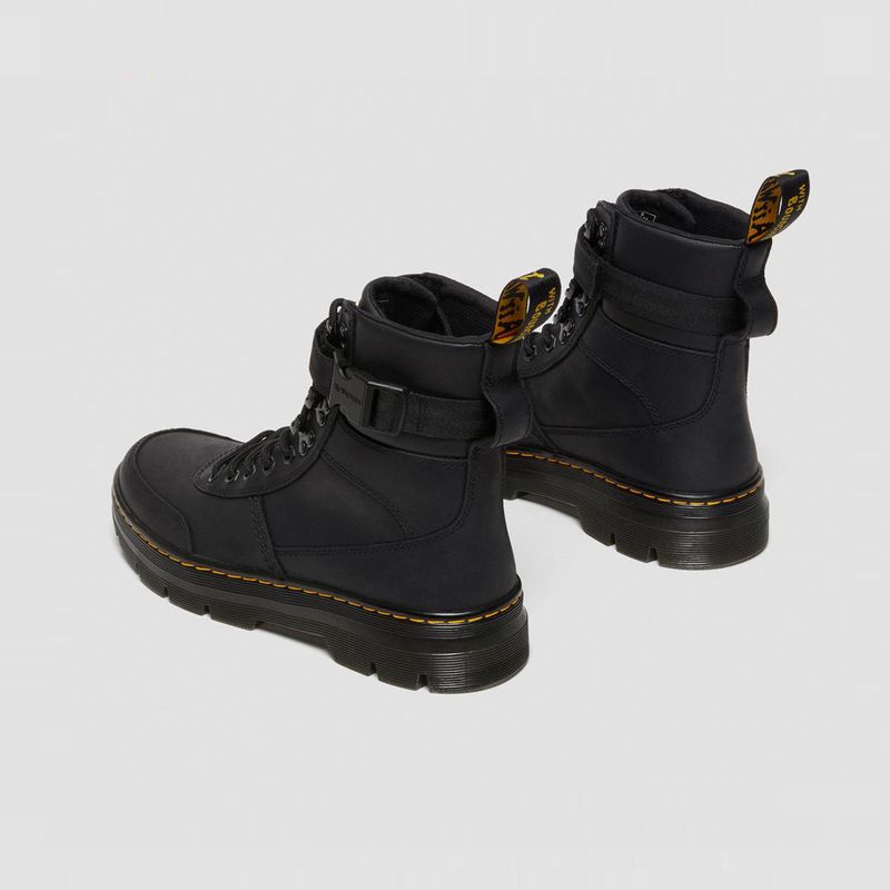 drmartens-combs-tech-negras-27801001-3.jpeg