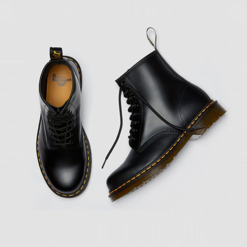 drmartens-smooth-negras-11822006-7.jpeg