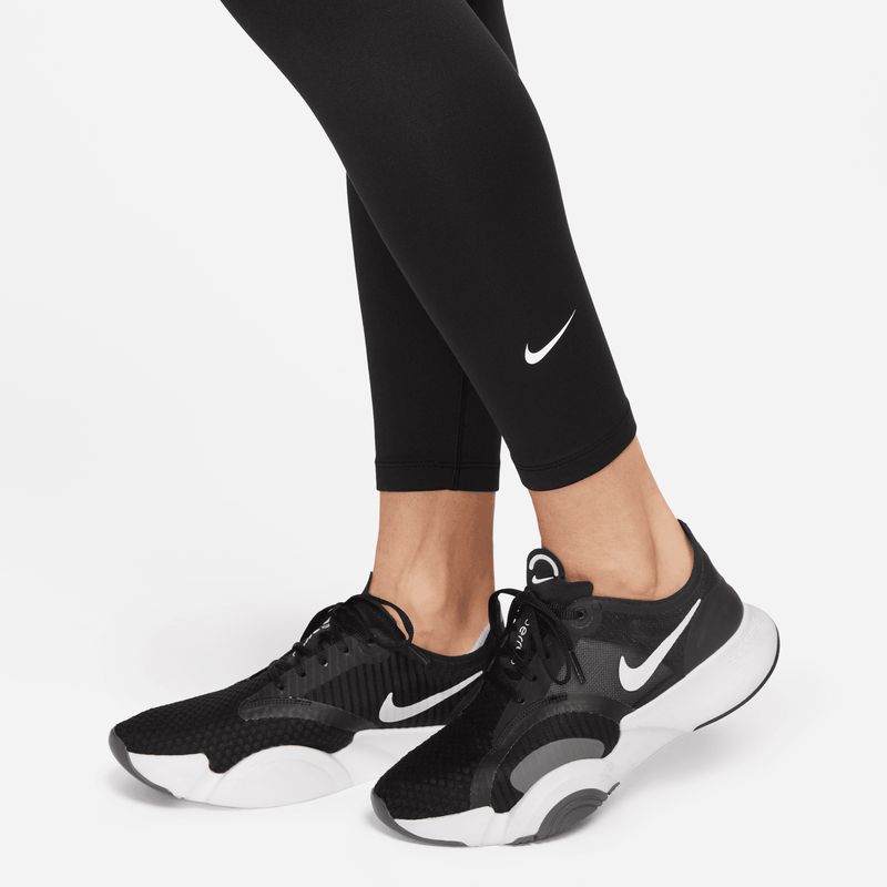 nike-therma-fit-one-negras-fb8612-010-5.jpeg