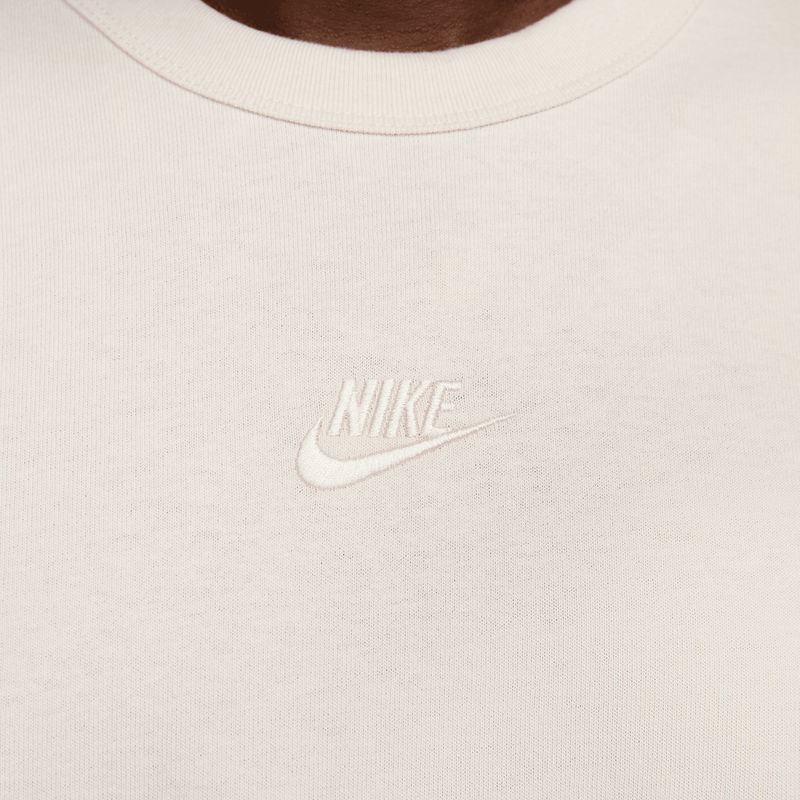 nike-sportswear-premium-essentials-blanco-roto-do7392-104-4.jpeg