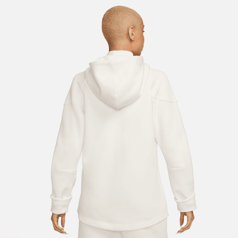 nike-sportswear-tech-fleece-windrunner-blanca-fb8338-110-2.jpeg