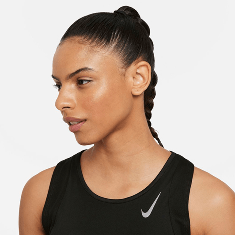 nike-dri-fit-race-negra-dd5940-010-3.png