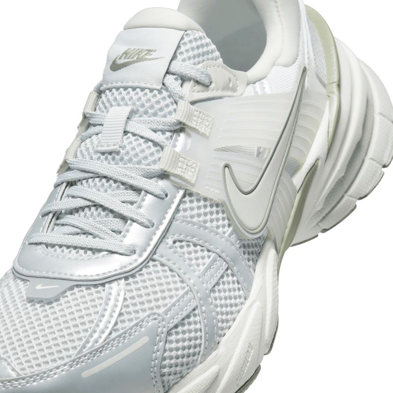 nike-v2k-run-blancas-fd0736-006-7.jpeg