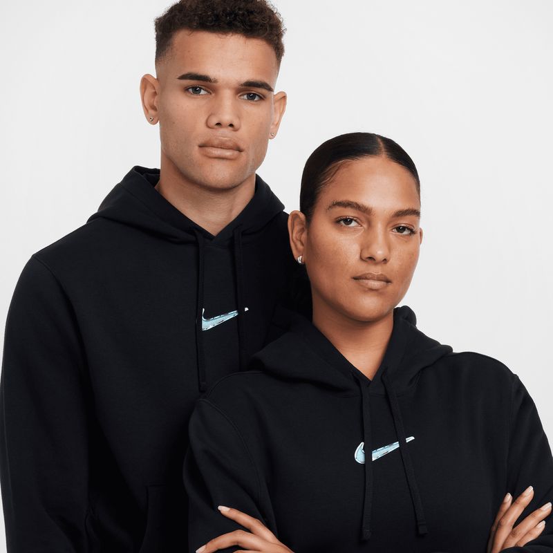 nike-sportswear-negra-hq2635-010-3.jpeg