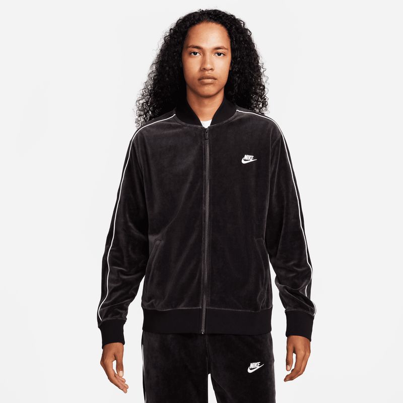 nike-sportswear-club-negra-fb8231-010-1.jpeg