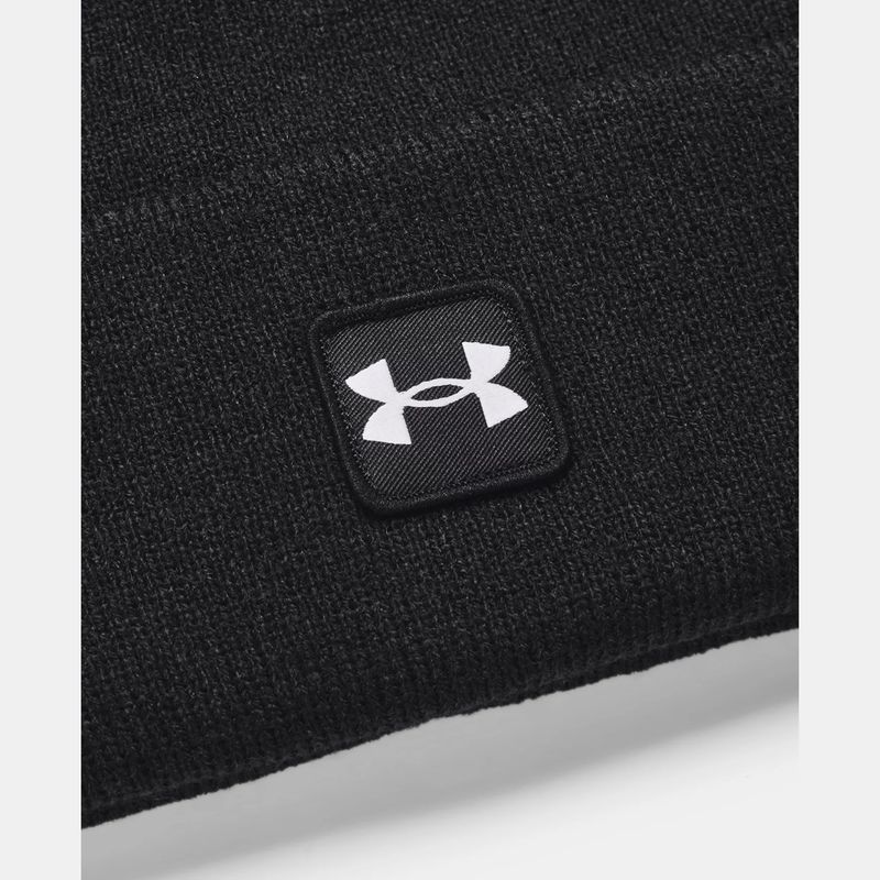 under-armour-halftime-negro-1373155-001-3.jpeg