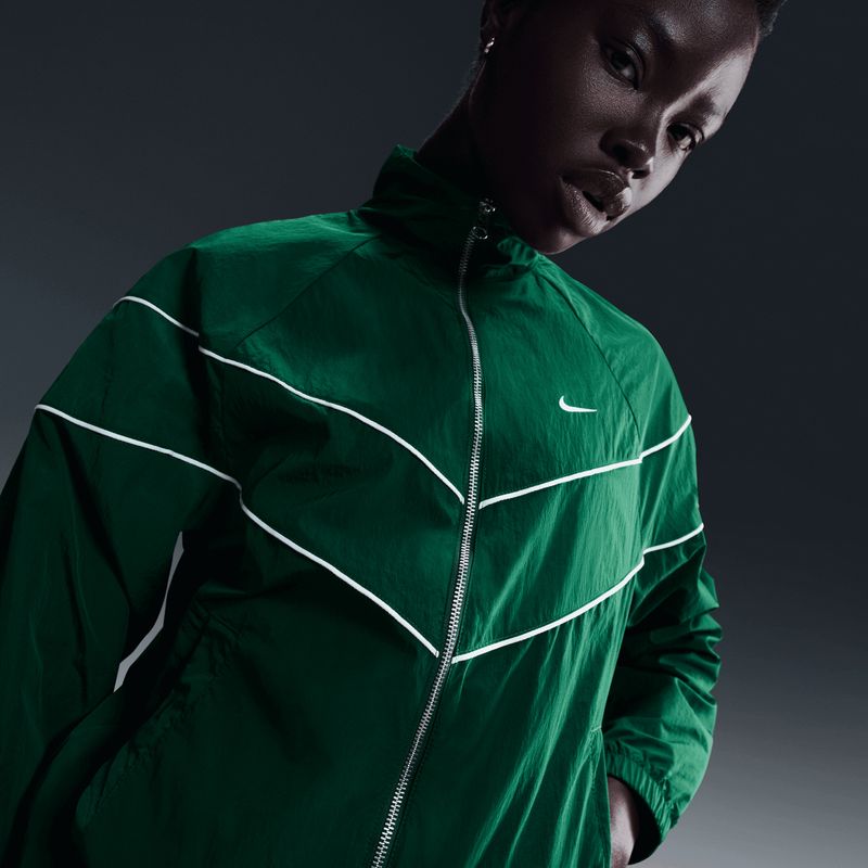 nike-windrunner-verde-fv6304-300-3.jpeg