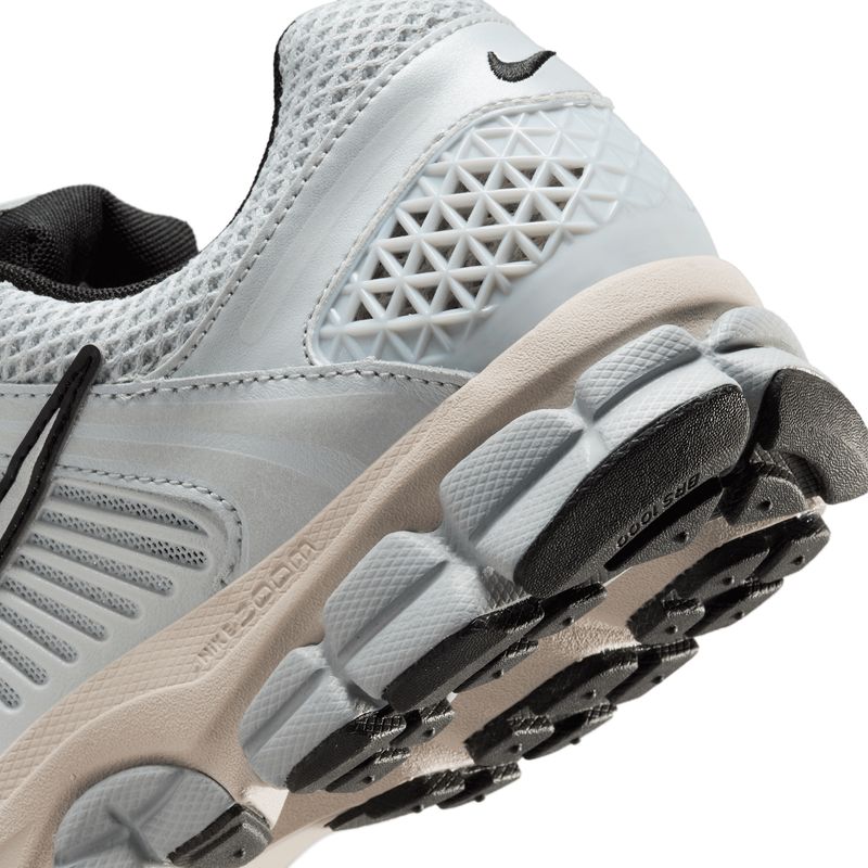 nike-zoom-vomero-5-gris-fn6742-002-8-jpeg