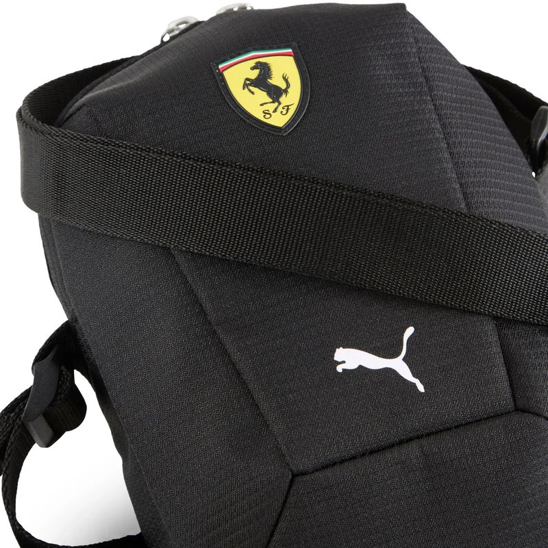 puma-scuderia-ferrari-race-negro-091282-02-4-jpeg