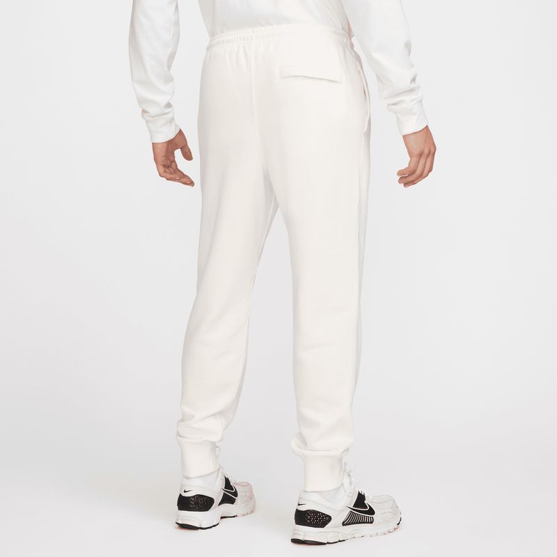 nike-club-blanco-fn3801-133-2.jpeg