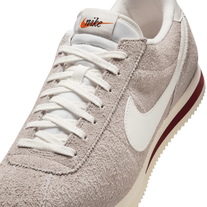 nike-cortez-se-suede-beiges-hf3142-001-7.jpeg