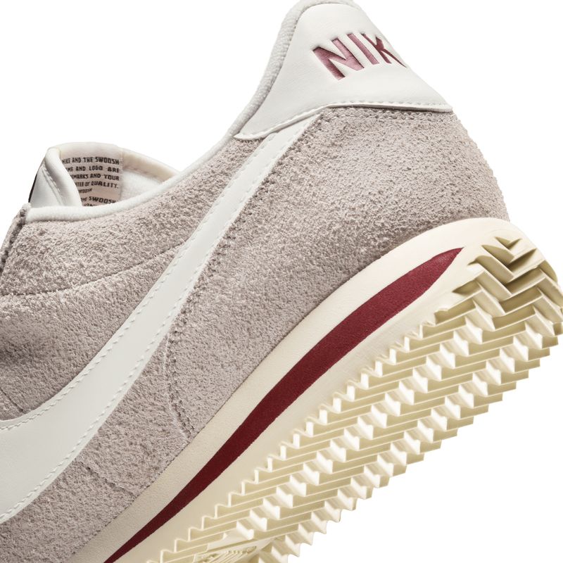 nike-cortez-se-suede-beiges-hf3142-001-8.jpeg