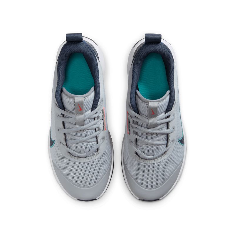 nike-omni-multi-court-gris-dm9027-010-4.jpeg