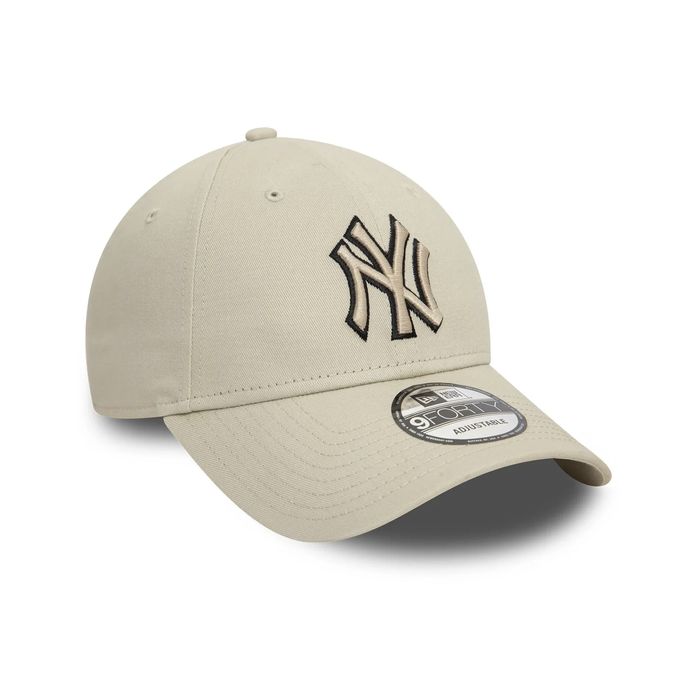 New York Yankees Team Outline 9FORTY
