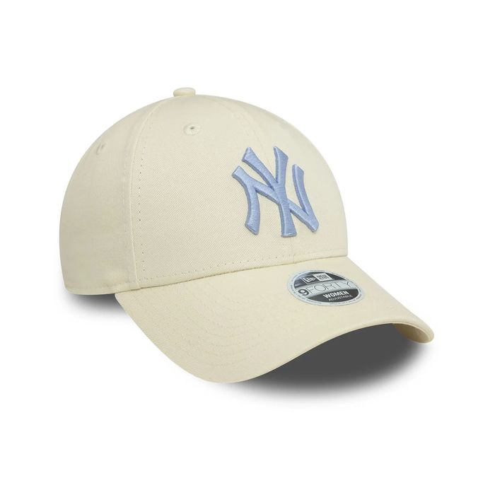 New York Yankees League Essential