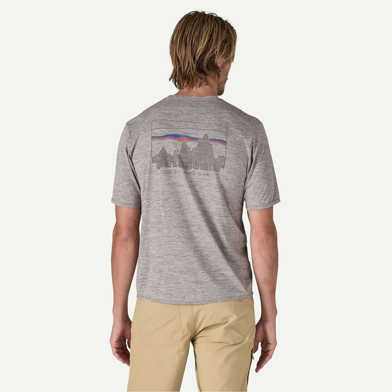patagonia-capilene®-cool-daily-graphic-gris-45235-skfe-2.jpeg