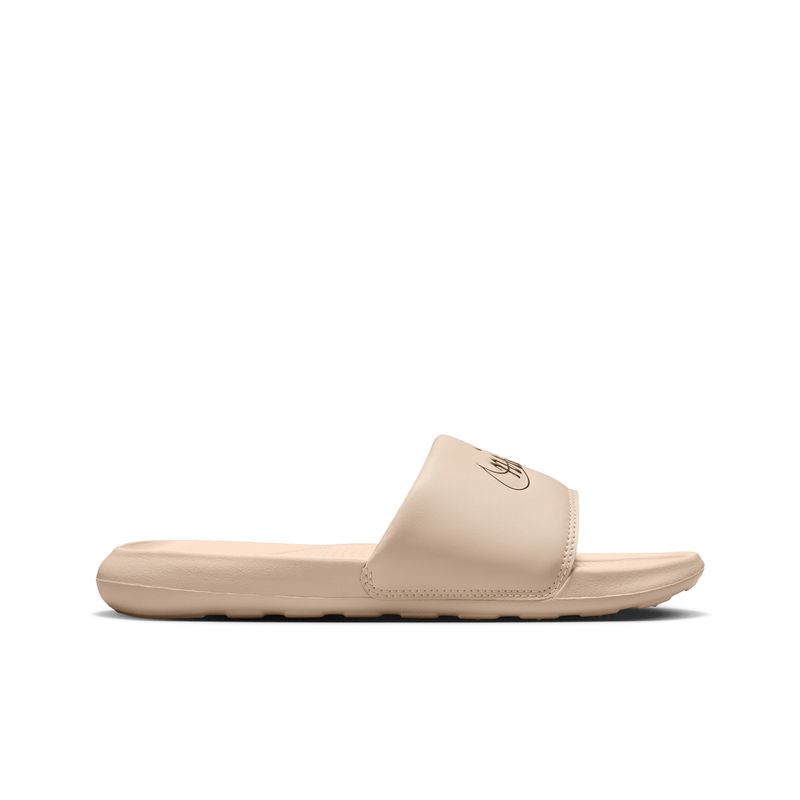 nike-victori-one-beiges-hv5793-100-2.jpeg