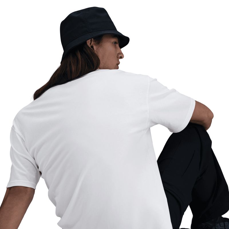 nike-sportswear-blanca-hj0746-100-2.jpeg