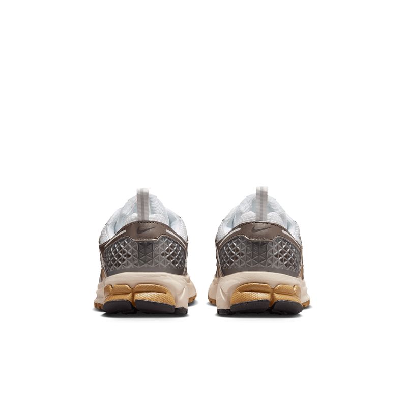 nike-vomero-5-marrones-hf6998-004-5.jpeg