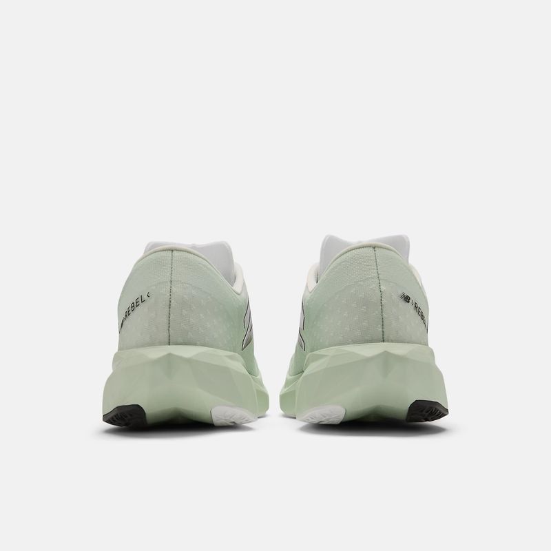 new-balance-fuelcell-rebel-v4-verdes-mfcxce4-5.jpeg