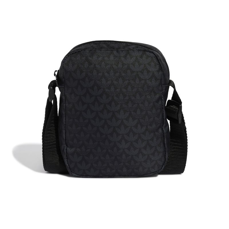 adidas-monogram-negro-jd5361-2.jpeg