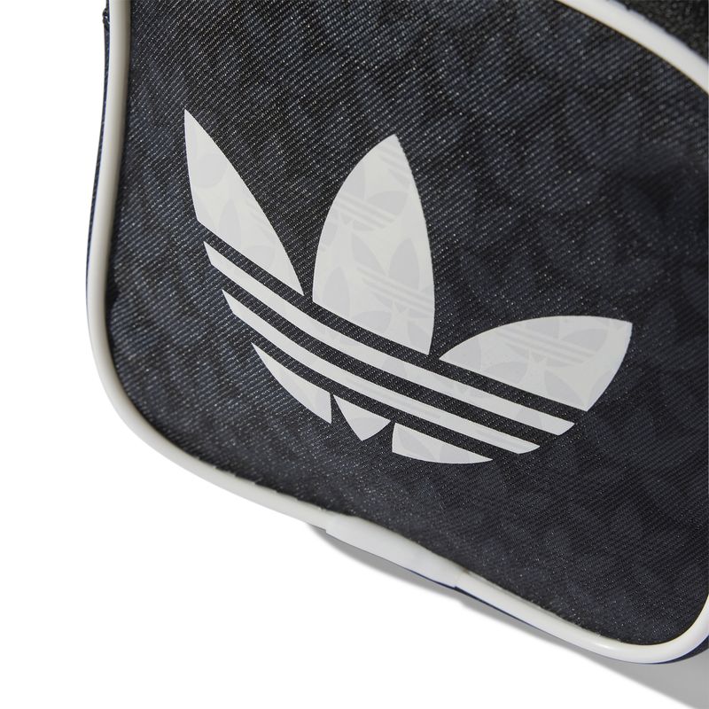 adidas-monogram-negro-jd5361-4.jpeg