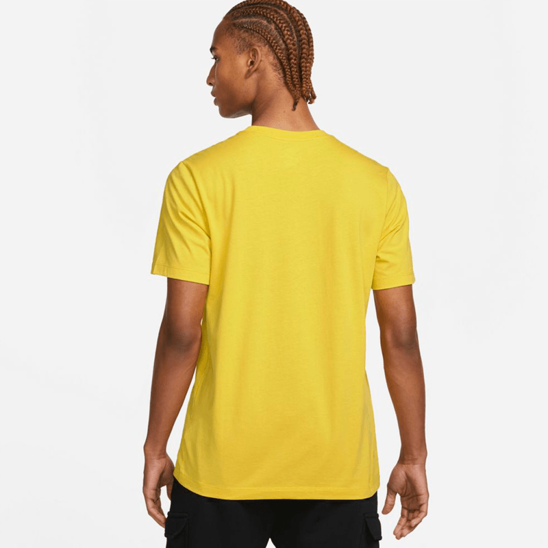 nike-sportswear-swoosh-amarilla-dm6343-709-2.png