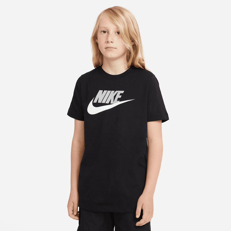 nike-sportswear-negra-ar5252-013-1.png