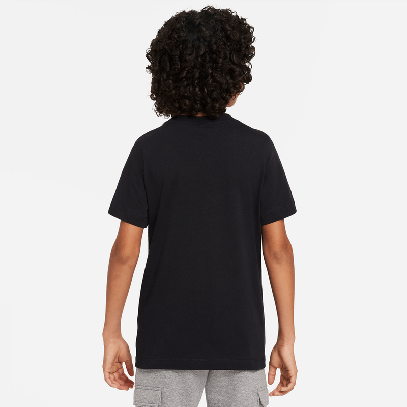 nike-sportswear-negra-dx2297-010-2.png