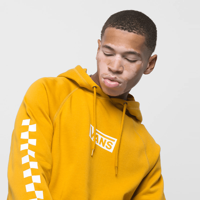vans-standard-pullover-amarilla-vn0a49snf3x1-4.png