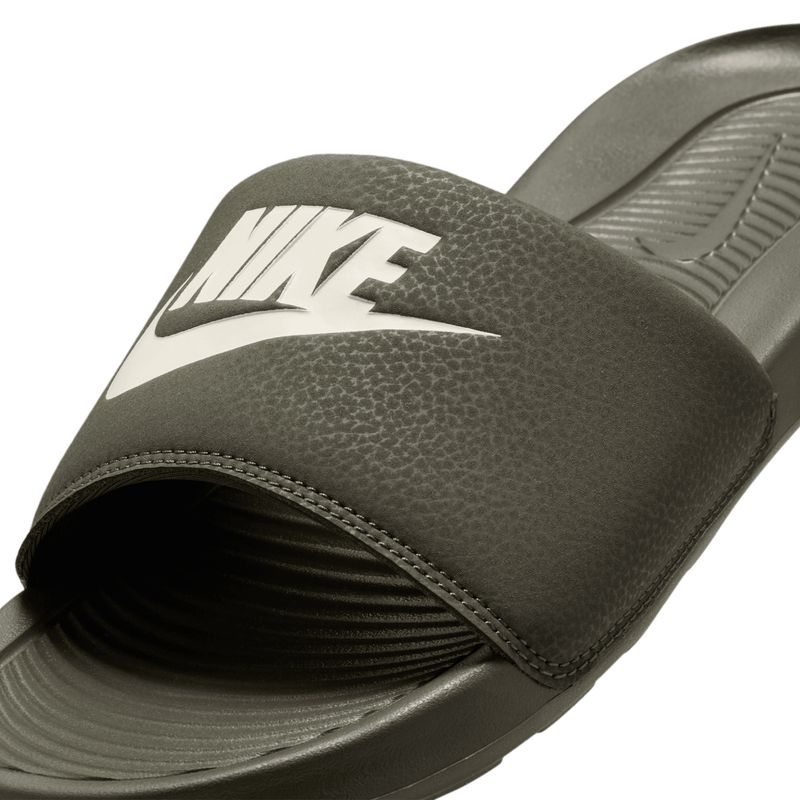 nike-victori-one-verdes-cn9675-303-5.jpeg