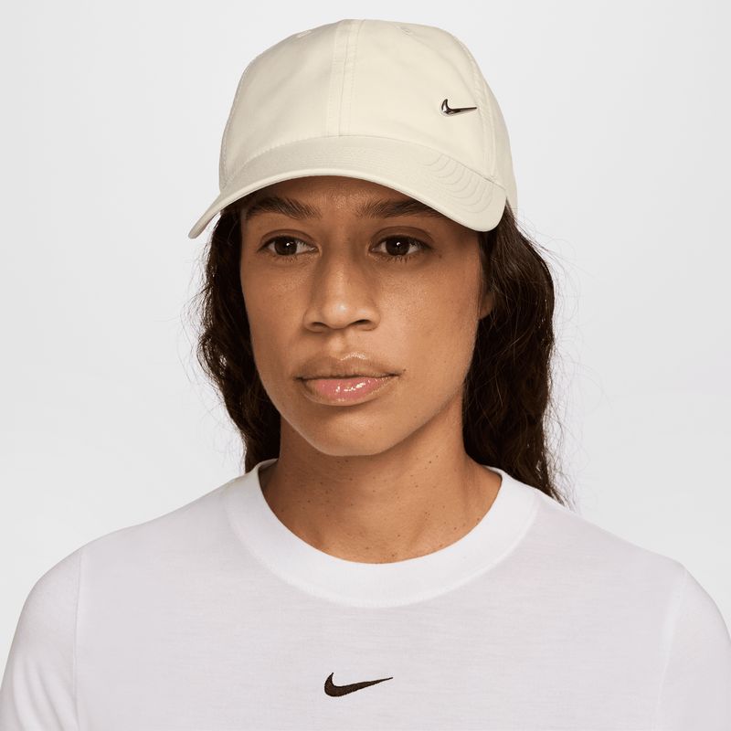 nike-dri-fit-club-blanco-roto-fb5372-229-1.jpeg