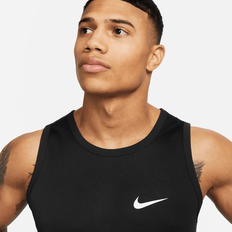 nike-dri-fit-legend-negra-fd0148-010-3.jpeg