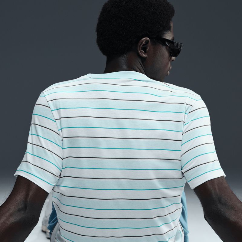 nike-sportswear-rayas-hj0550-476-3.jpeg