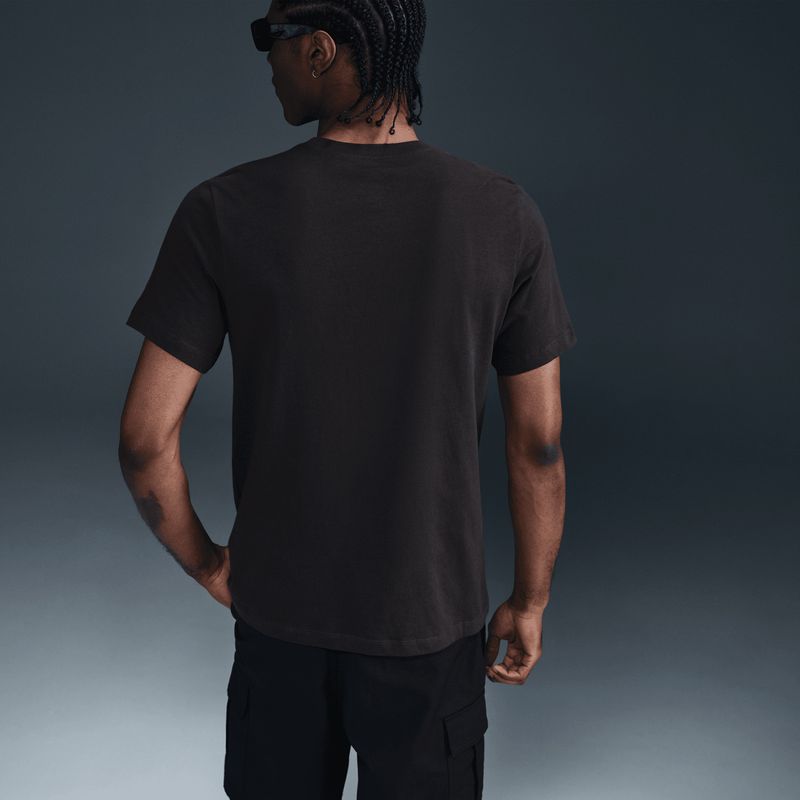 nike-sportswear-negra-hj0563-045-2.jpeg
