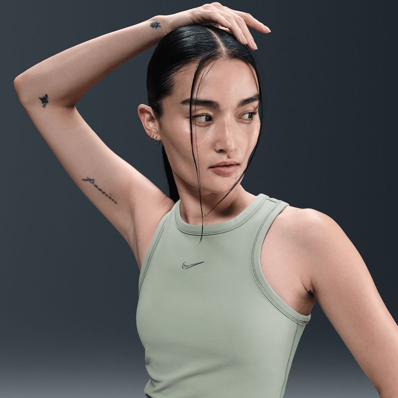 nike-one-fitted-verde-ib7886-370-3.jpeg