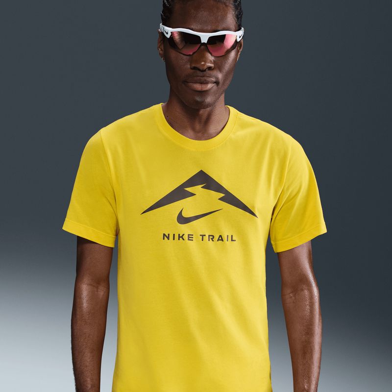 nike-dri-fit-amarilla-fq3914-718-3.jpeg