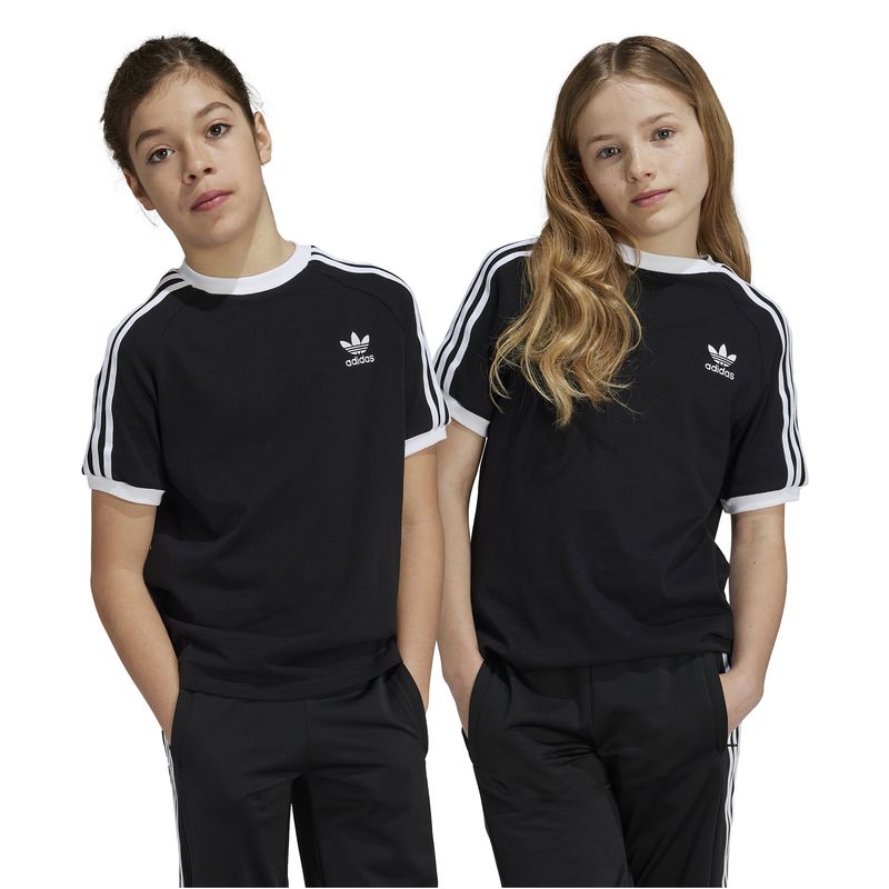 adidas-adicolor-negra-ix7626-1.jpeg